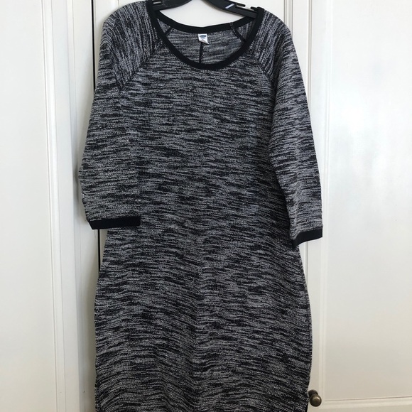 Black and White Marled Cotton Shift Dress - Picture 1 of 5